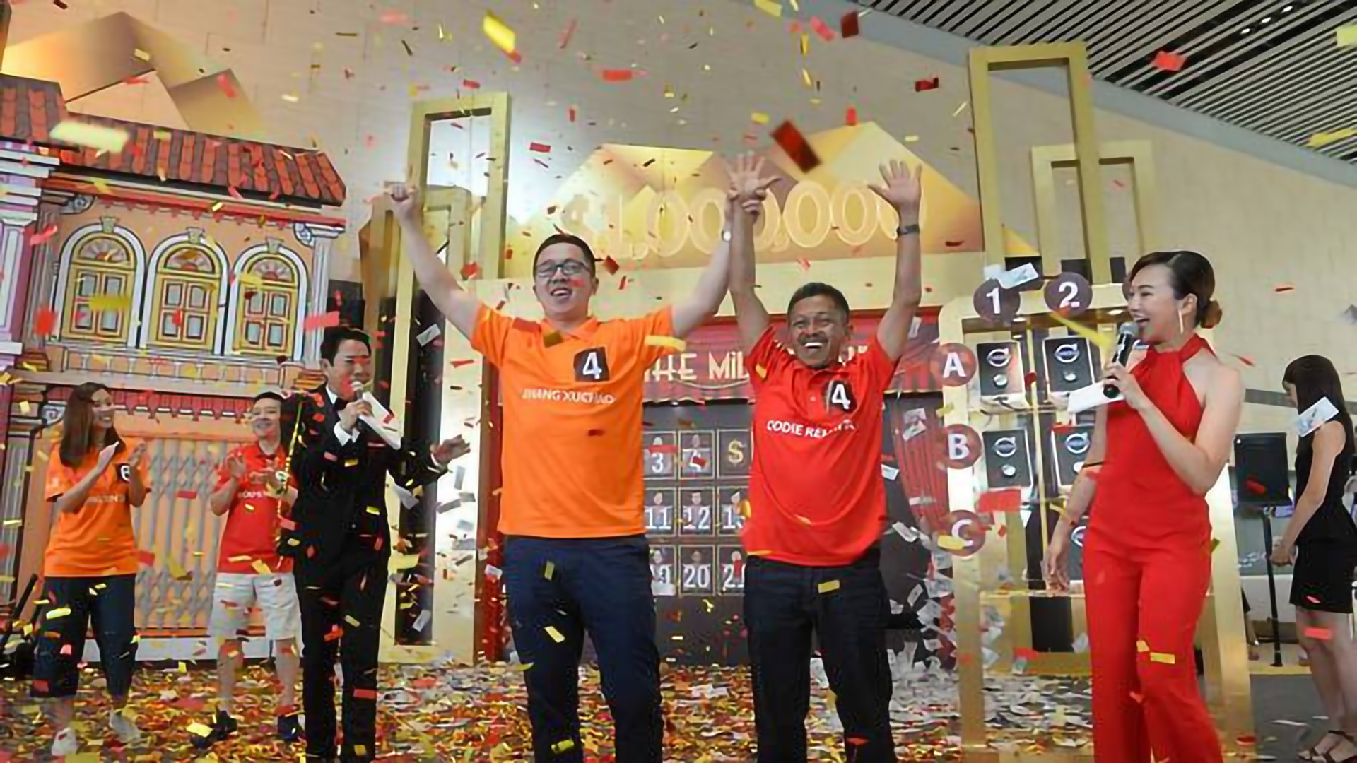 Pengusaha dari Indonesia dan pelatih baseball dari Cina Memenangkan Millionaire Grand Draw Bandara Changi