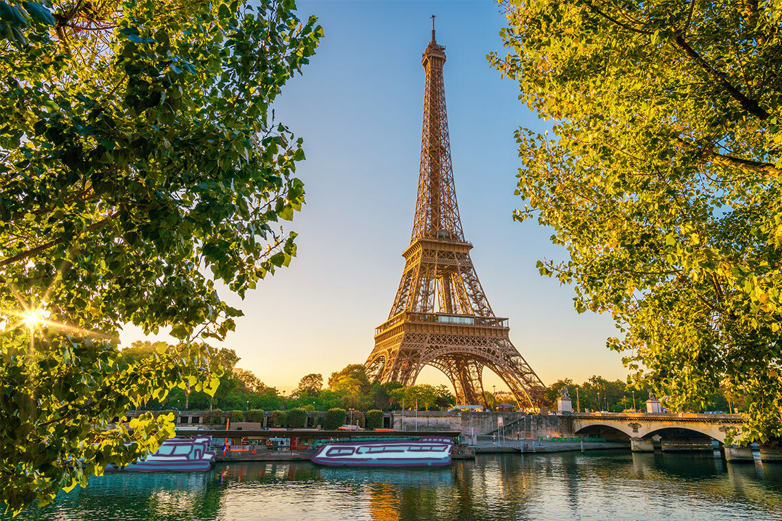 Keindahan Paris membuatnya menjadi salah satu kota di Prancis yang wajib dikunjungi.