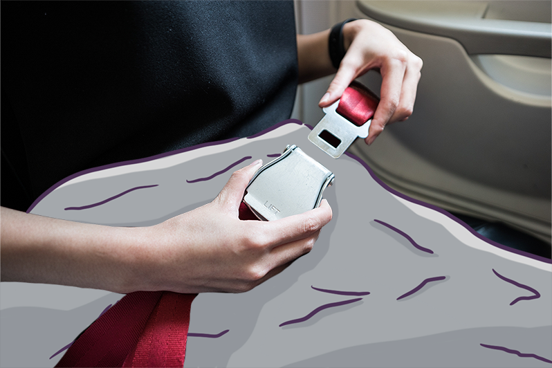 Agar kamu bisa tidur nyaman tanpa gangguan, pastikan kamu sudah memakai seat belt di atas selimutmu sebelum tidur.