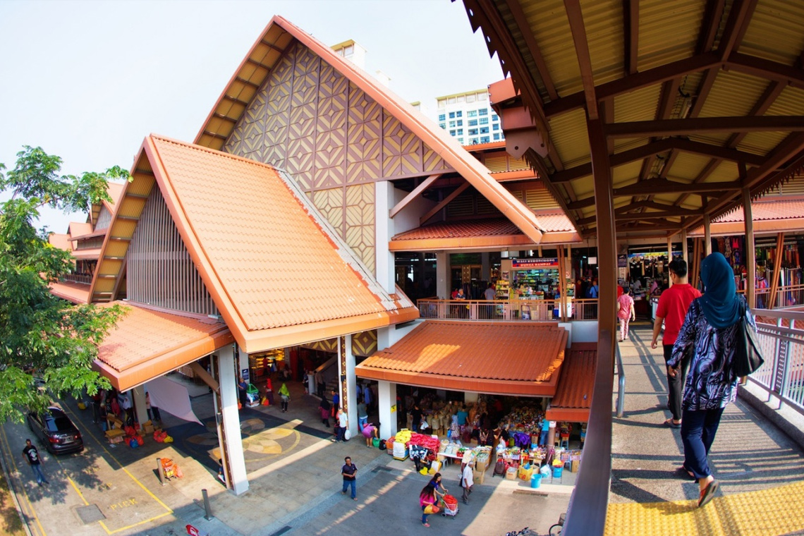 Geylang Serai Ramadan Bazaar, salah satu bazar Ramadan di Singapura yang paling populer.