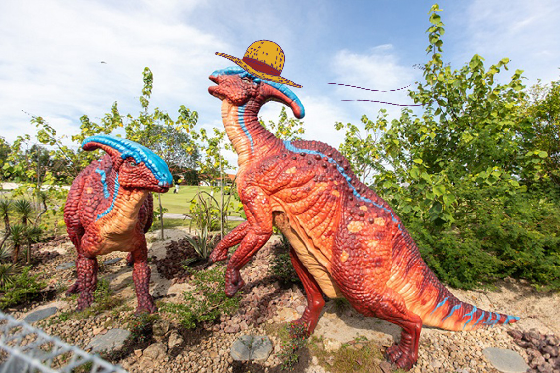 Patung-patung dinosaurus raksasa di Changi Jurassic Mile pasti bisa menarik perhatian Luffy.