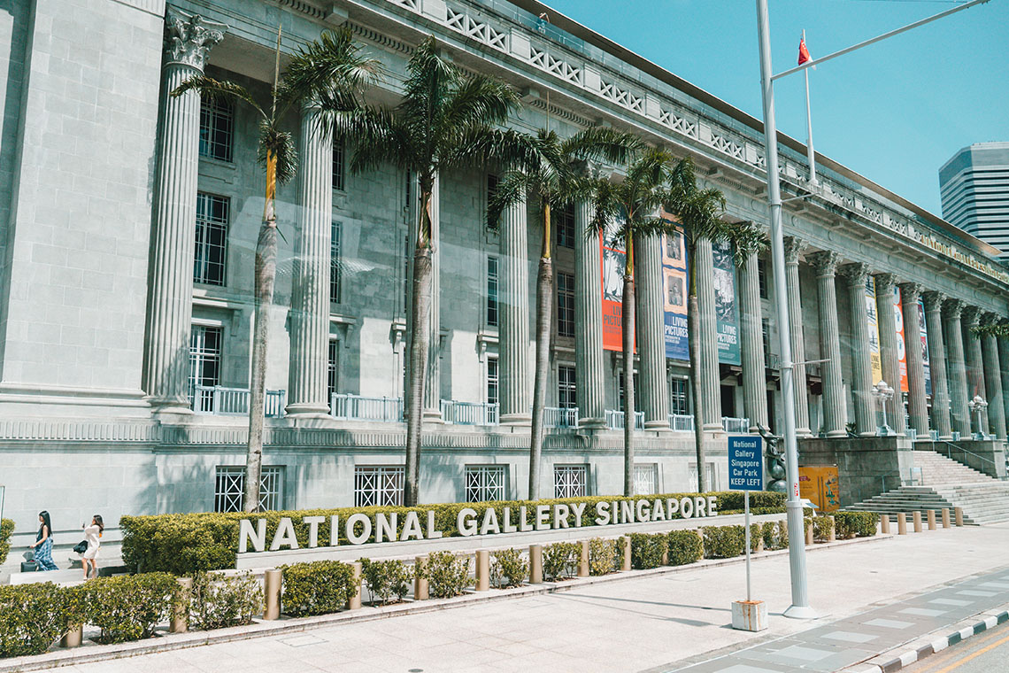 Bangunan National Gallery Singapore di Civic District.