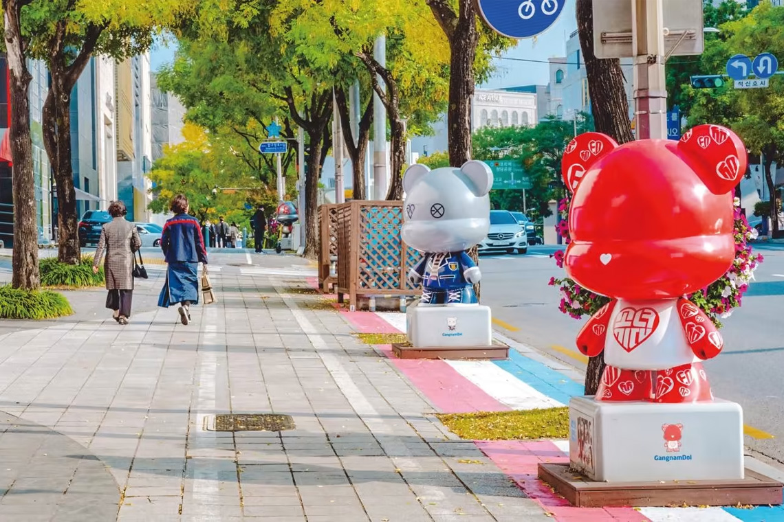 GangnamDol di K-Star Road, destinasi wisata di Korea Selatan.